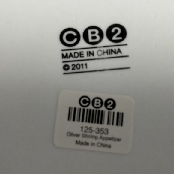 NWT 2011 Retired Oliver Shrimp Lounge Appetizer Plate - Picture 4 of 4